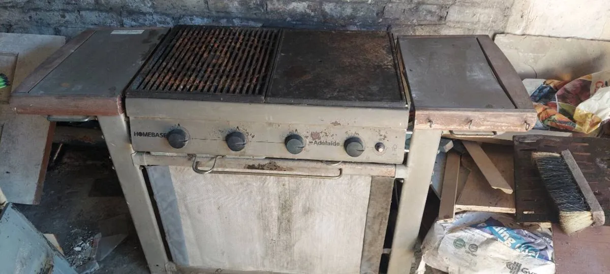 Free barbecue - Image 1