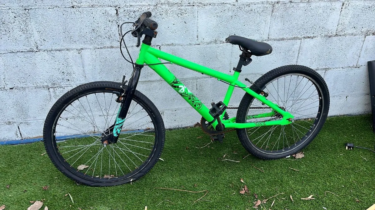 Boys bike - Image 1