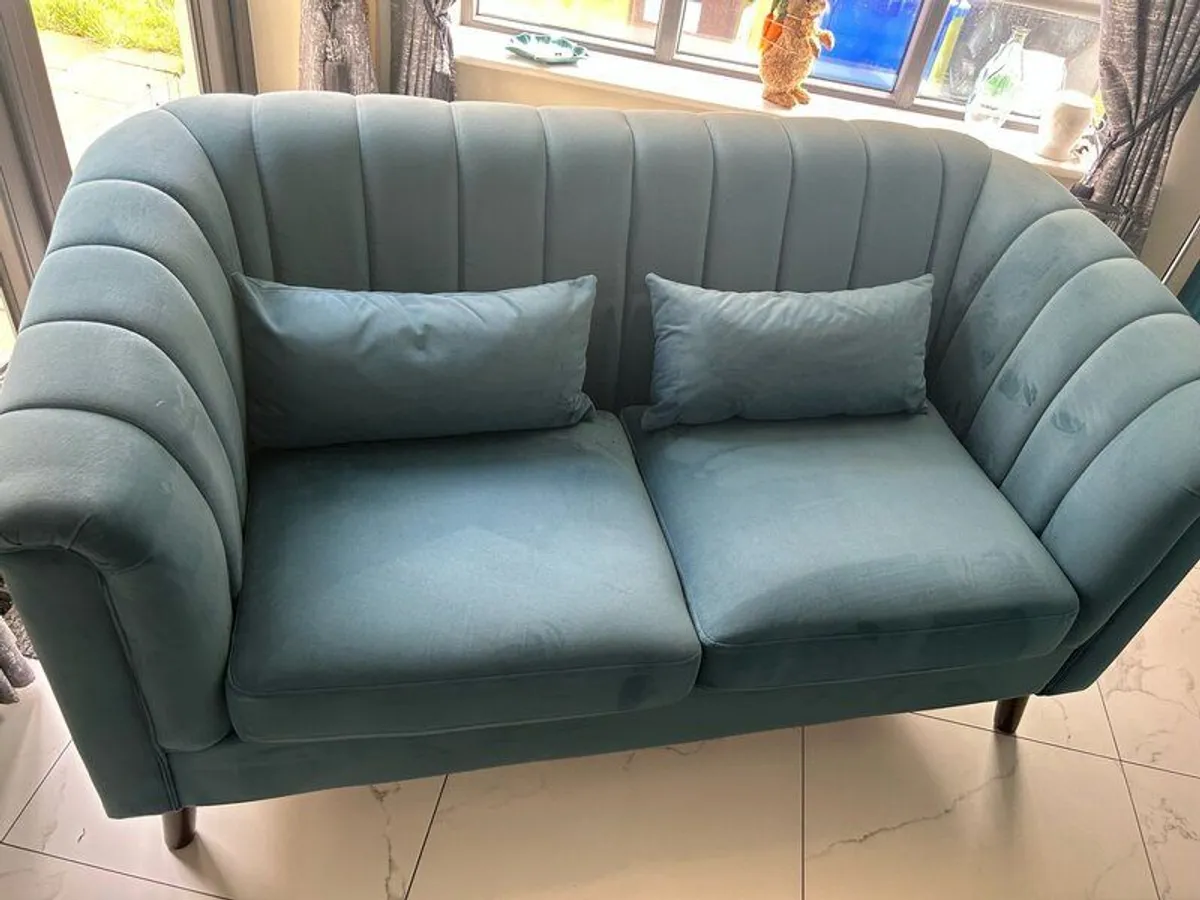 Teal 2 seater Couch - Image 3