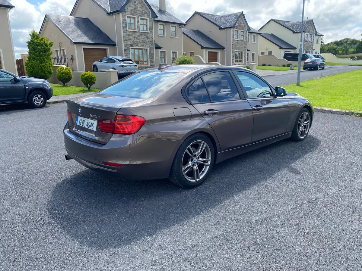 BMW 3 Series F30 2012 Read Description - Image 3