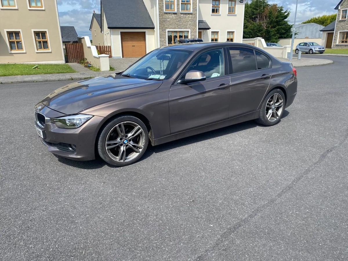 BMW 3 Series F30 2012 Read Description - Image 1