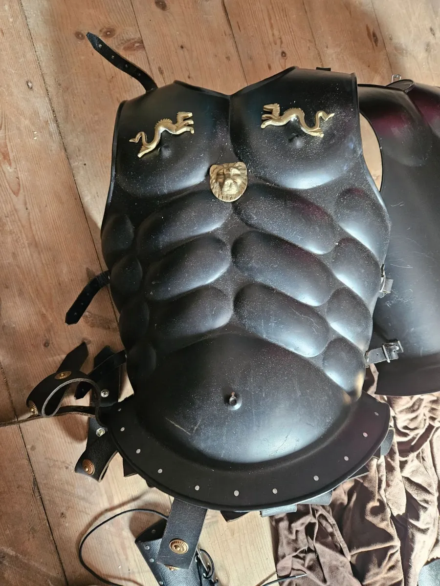 Epic Armoury Greek Roman Outfit - Image 2