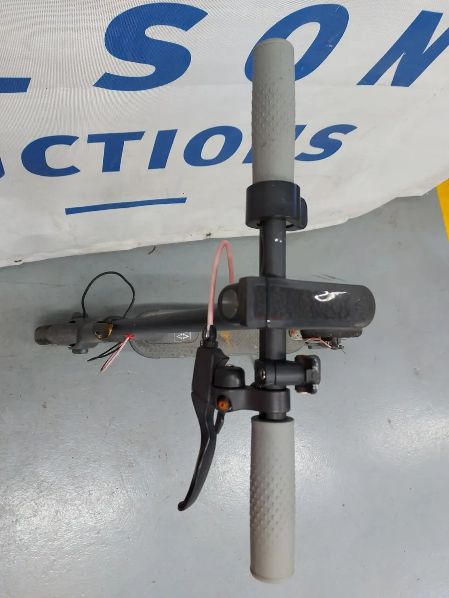 Online Auction Of An E-Scooter& More! - Image 2