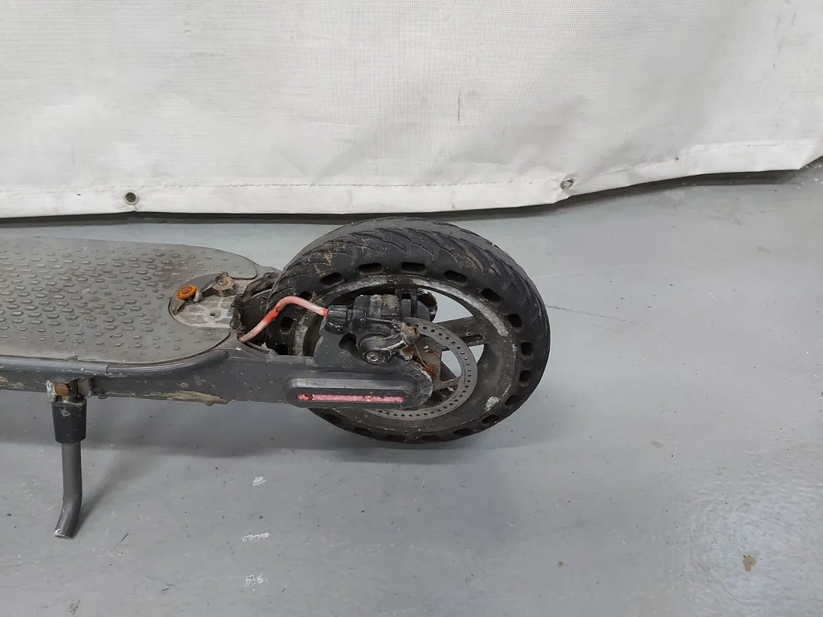Online Auction Of An E-Scooter& More! - Image 4
