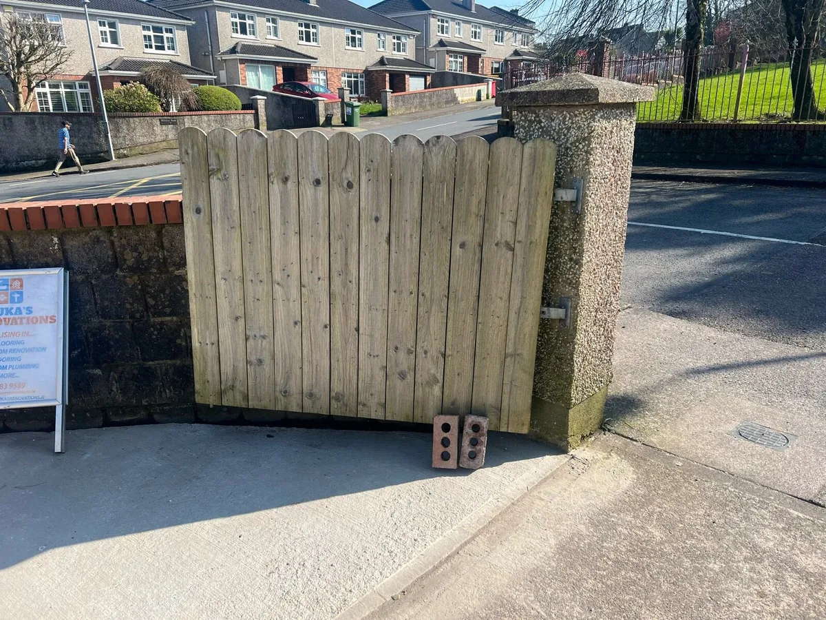 Timber gates - Image 3