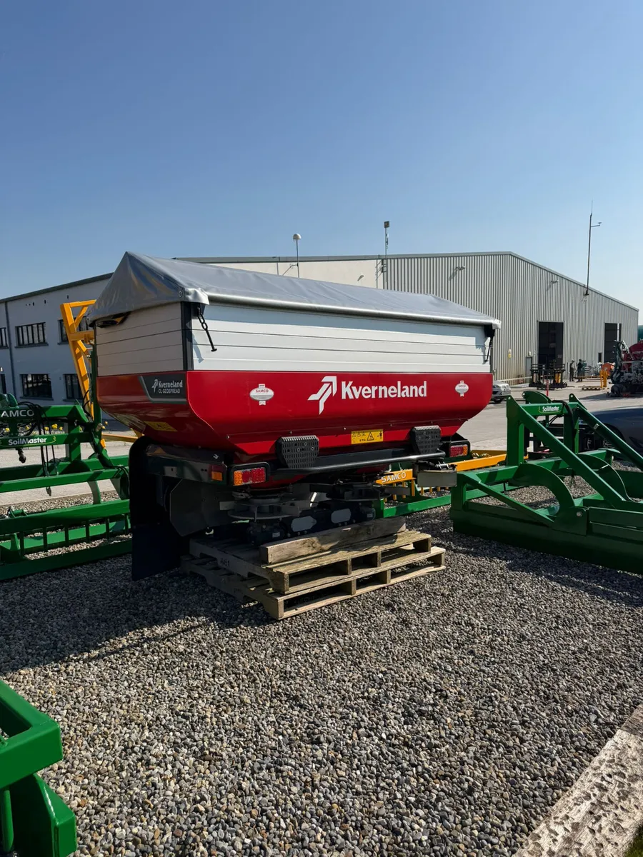 Kverneland CL GEOSPREAD -  Fertiliser spreader - Image 2