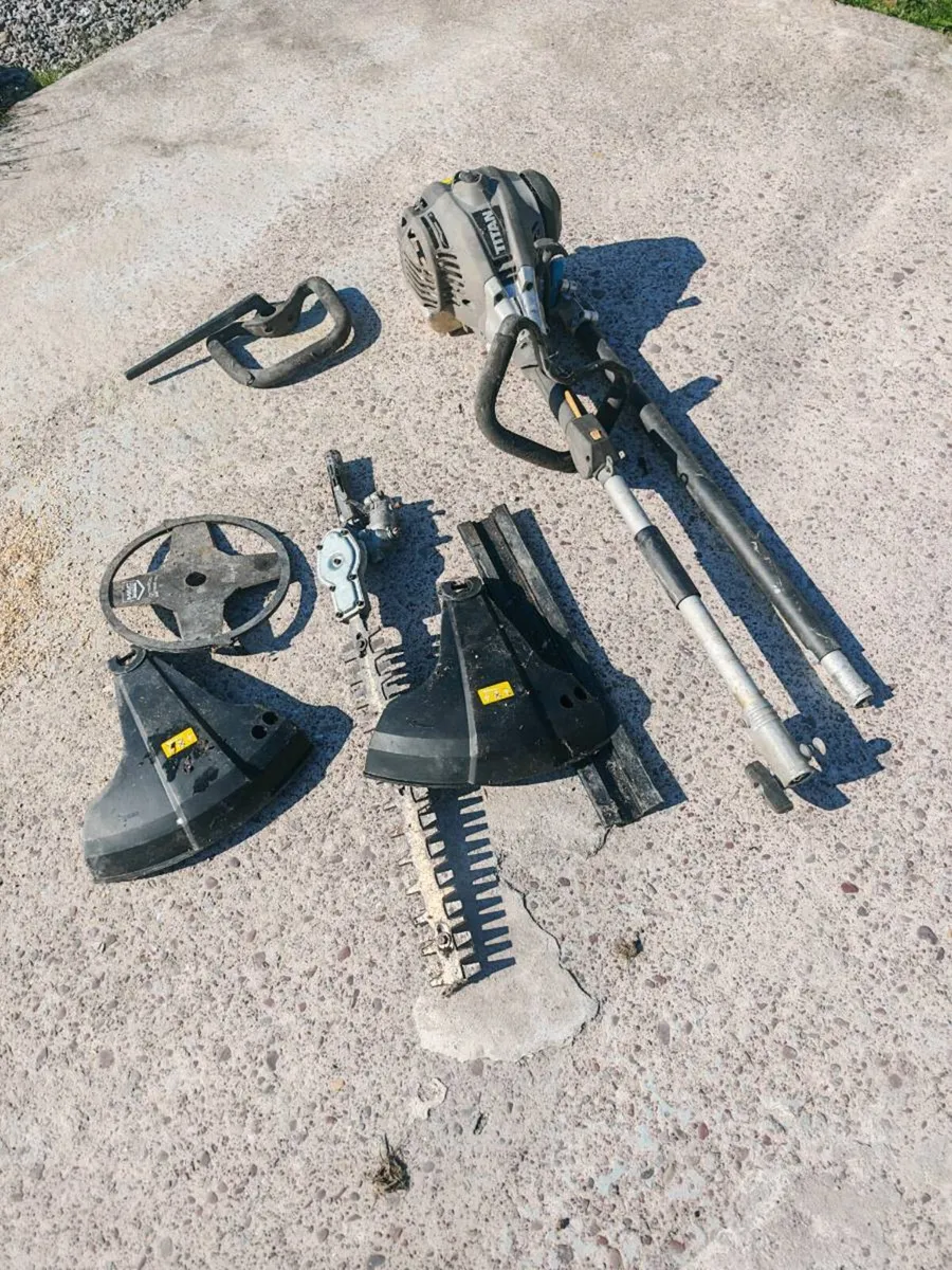 Petrol Strimmer trimmer - Image 1