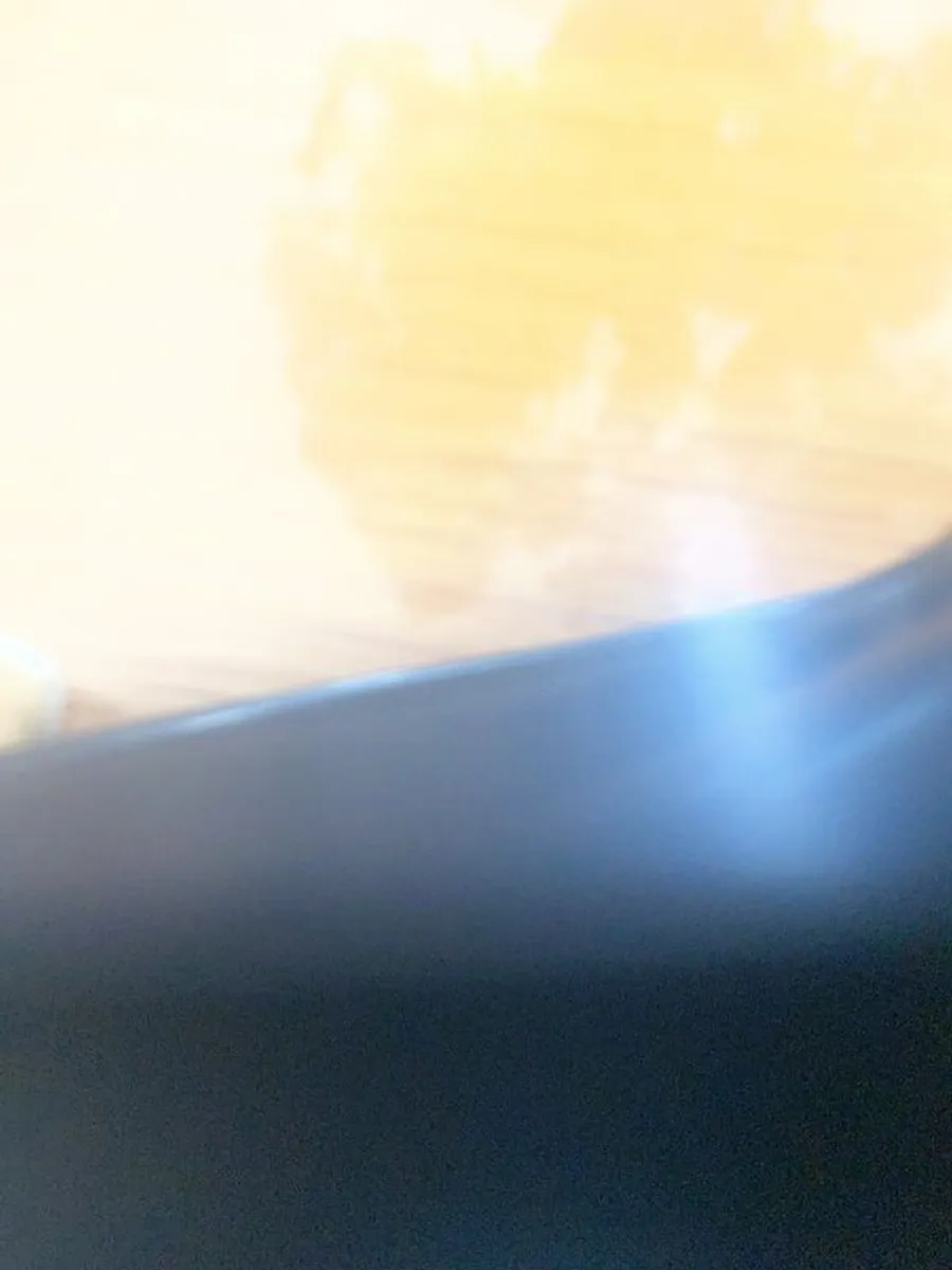 Solid Oak Round Dining Table and 6 chairs - Image 3