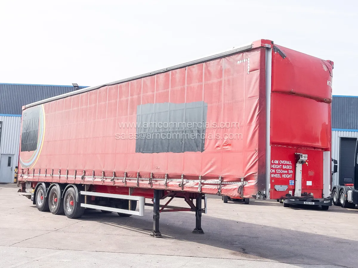 2015 SDC CURTAINSIDE TRAILER - Image 1