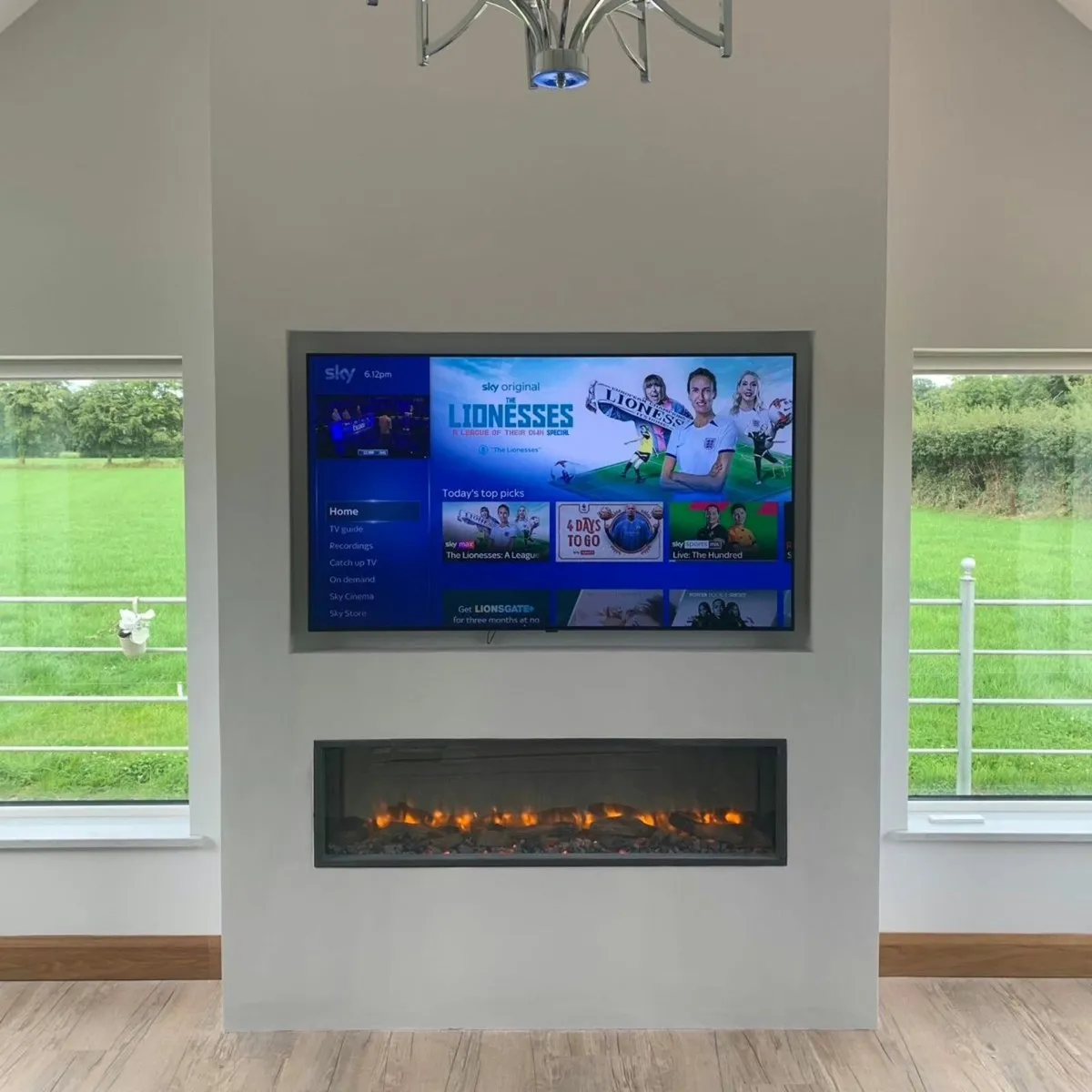 Fake chimney breast with built-in electric fire - Image 1