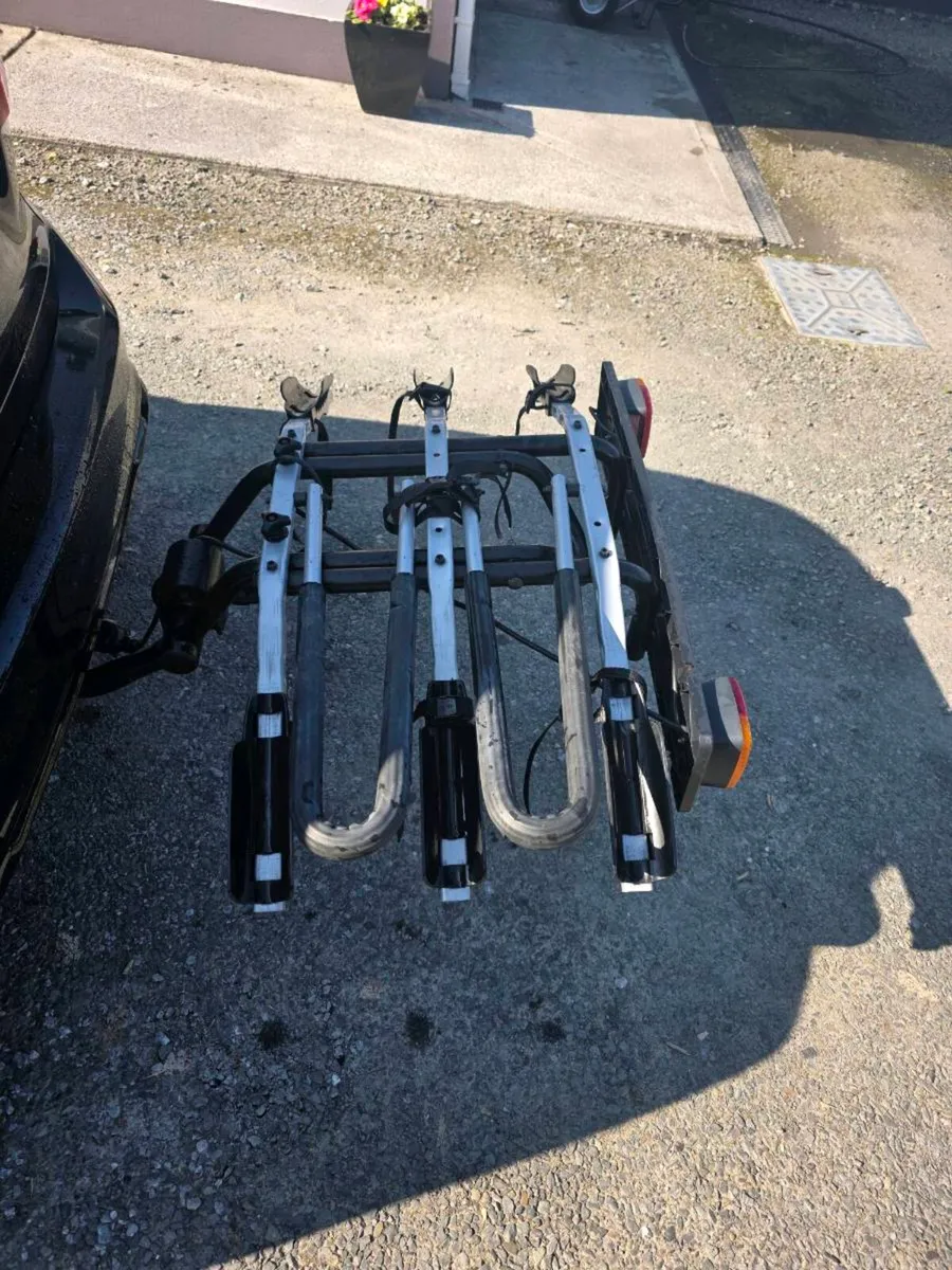 Cycle towbar carrier for 3 Bikes - Image 4