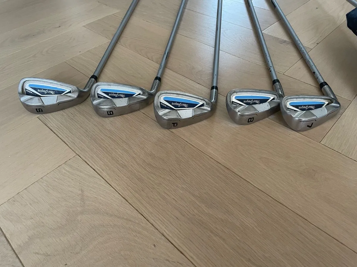 Left Handed Jnr Golf Clubs - Image 3