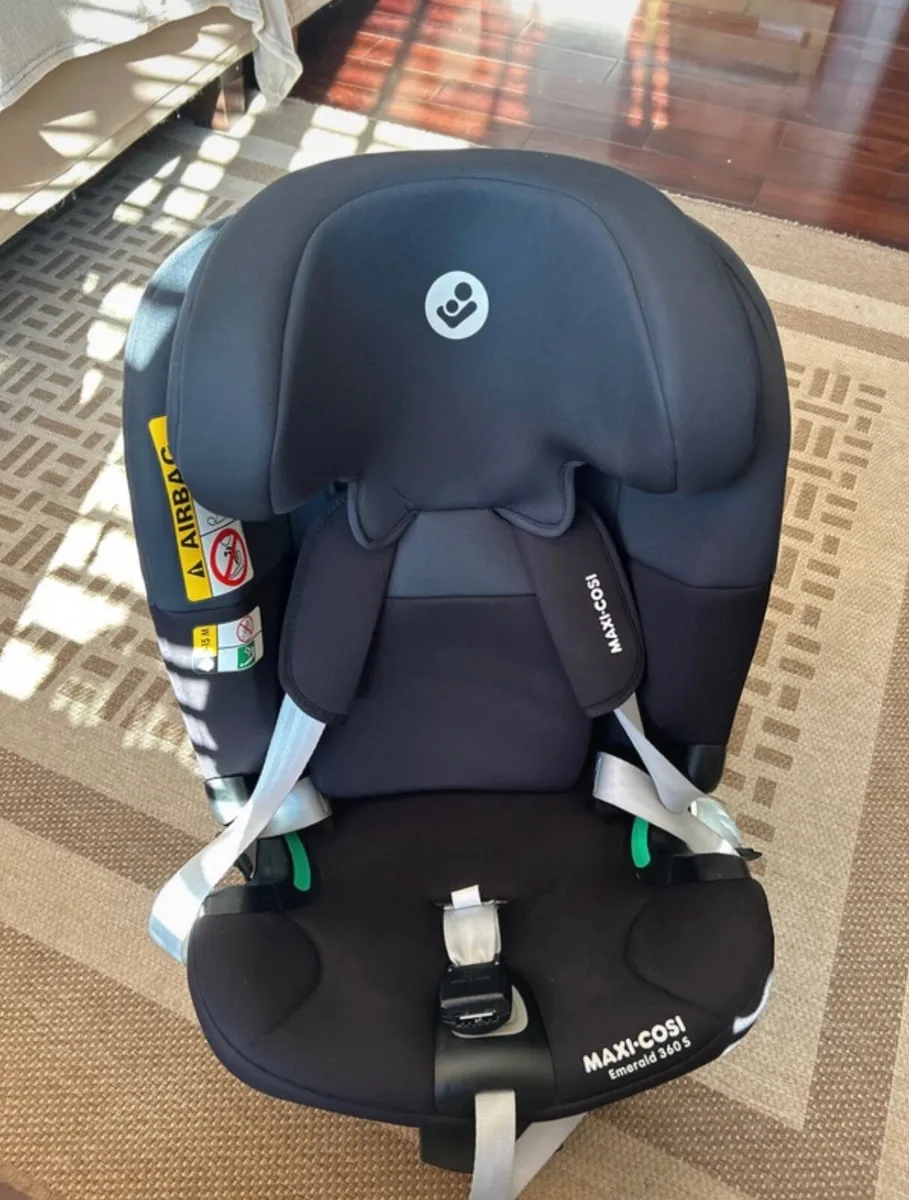 Baby seat - Image 1