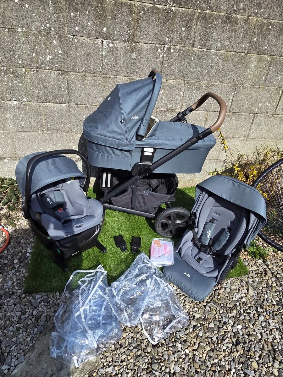 Joie travel system - Image 1