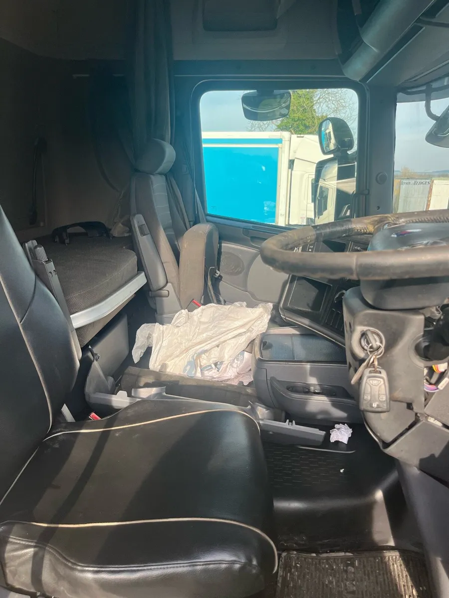 X3 scania units for export - Image 4