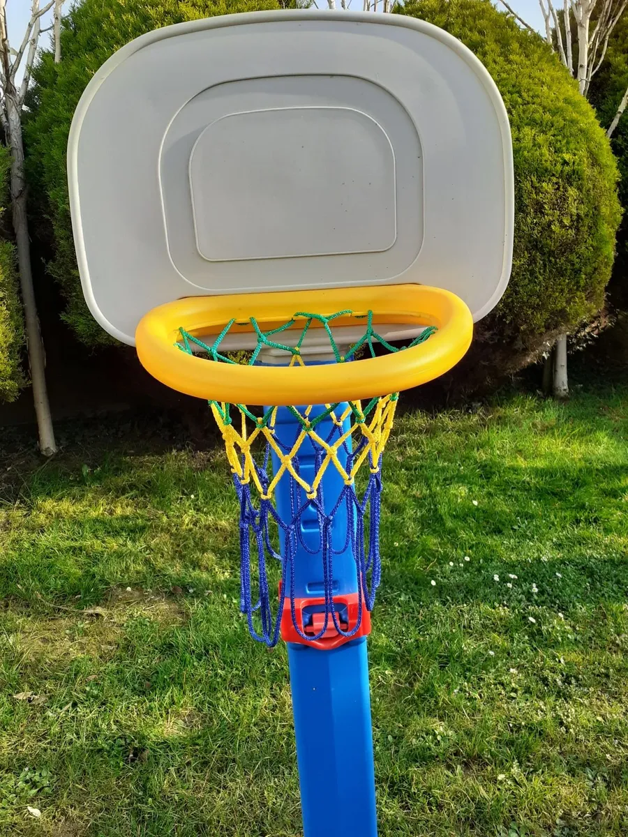 Kids'basketball stand and hoop - Image 1