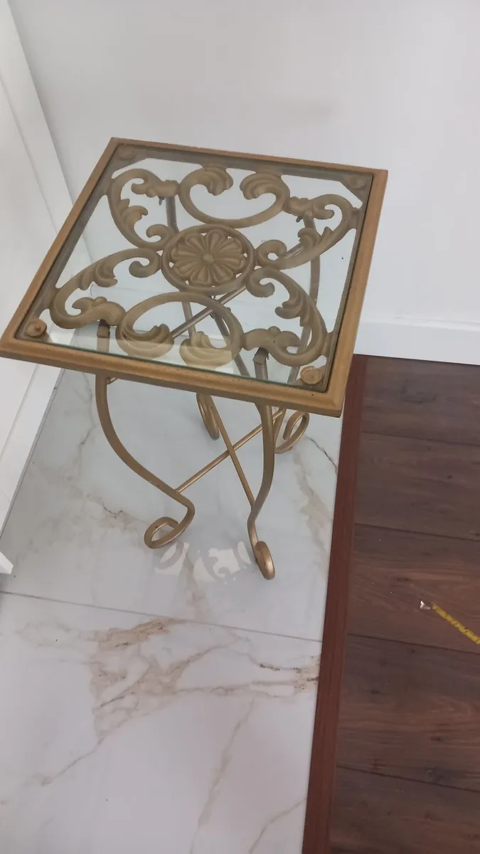 small metal table - Image 2