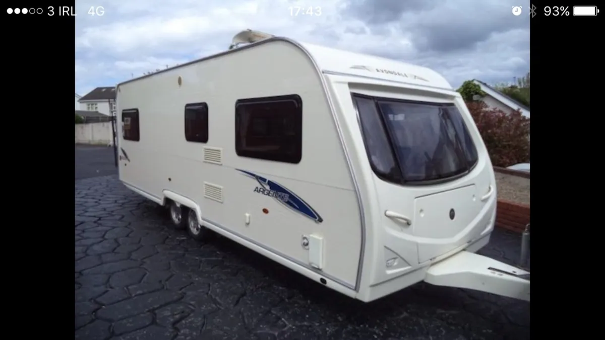 Family Caravan - Image 4