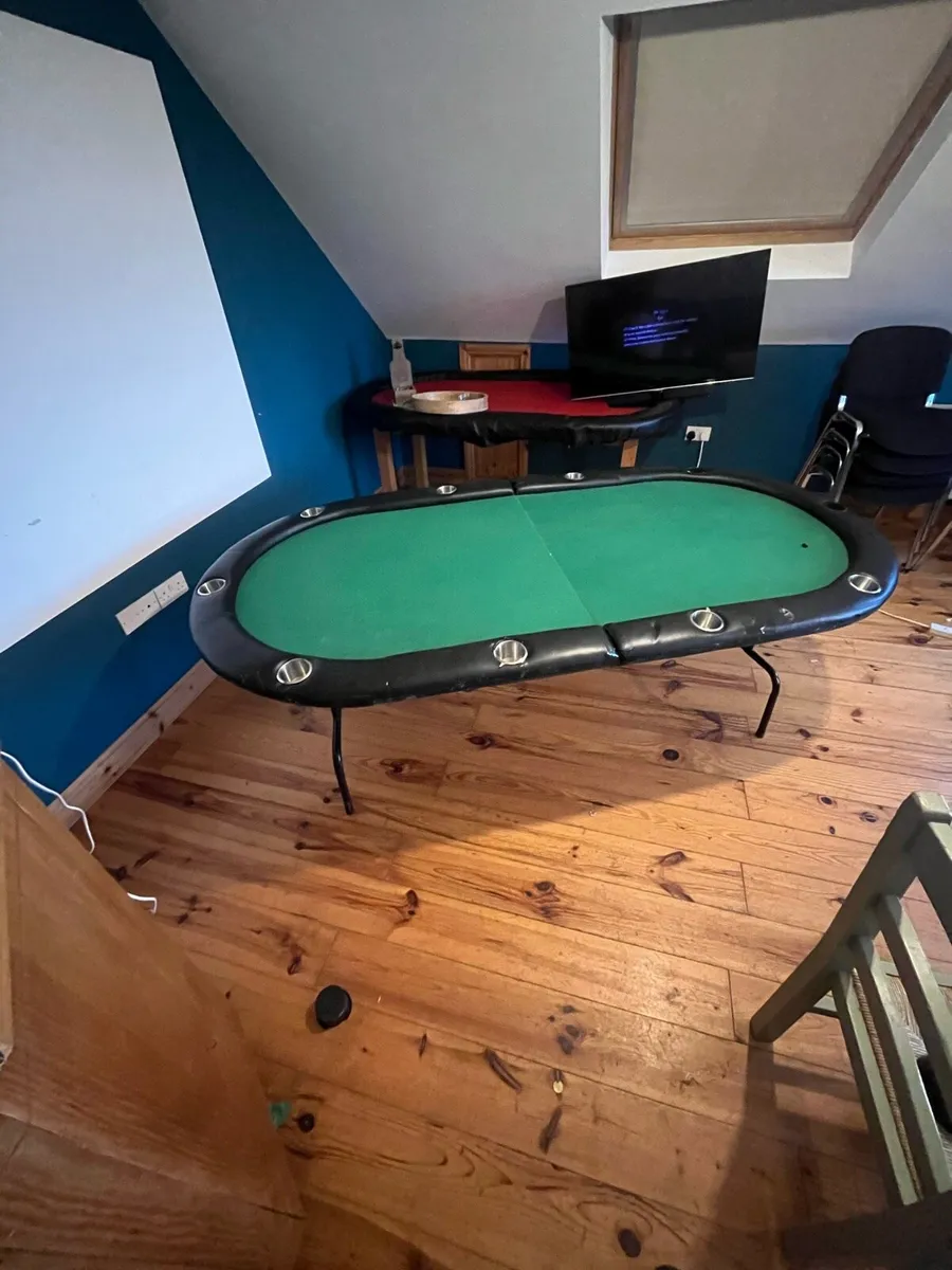 Poker table - Image 1