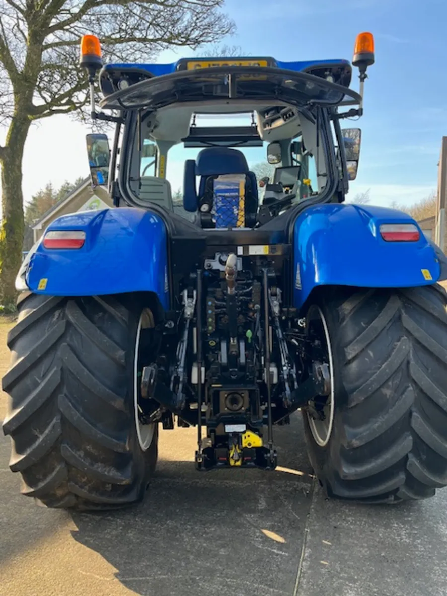 2022 New Holland T7.225 Auto-command c/w F/L & PTO - Image 4