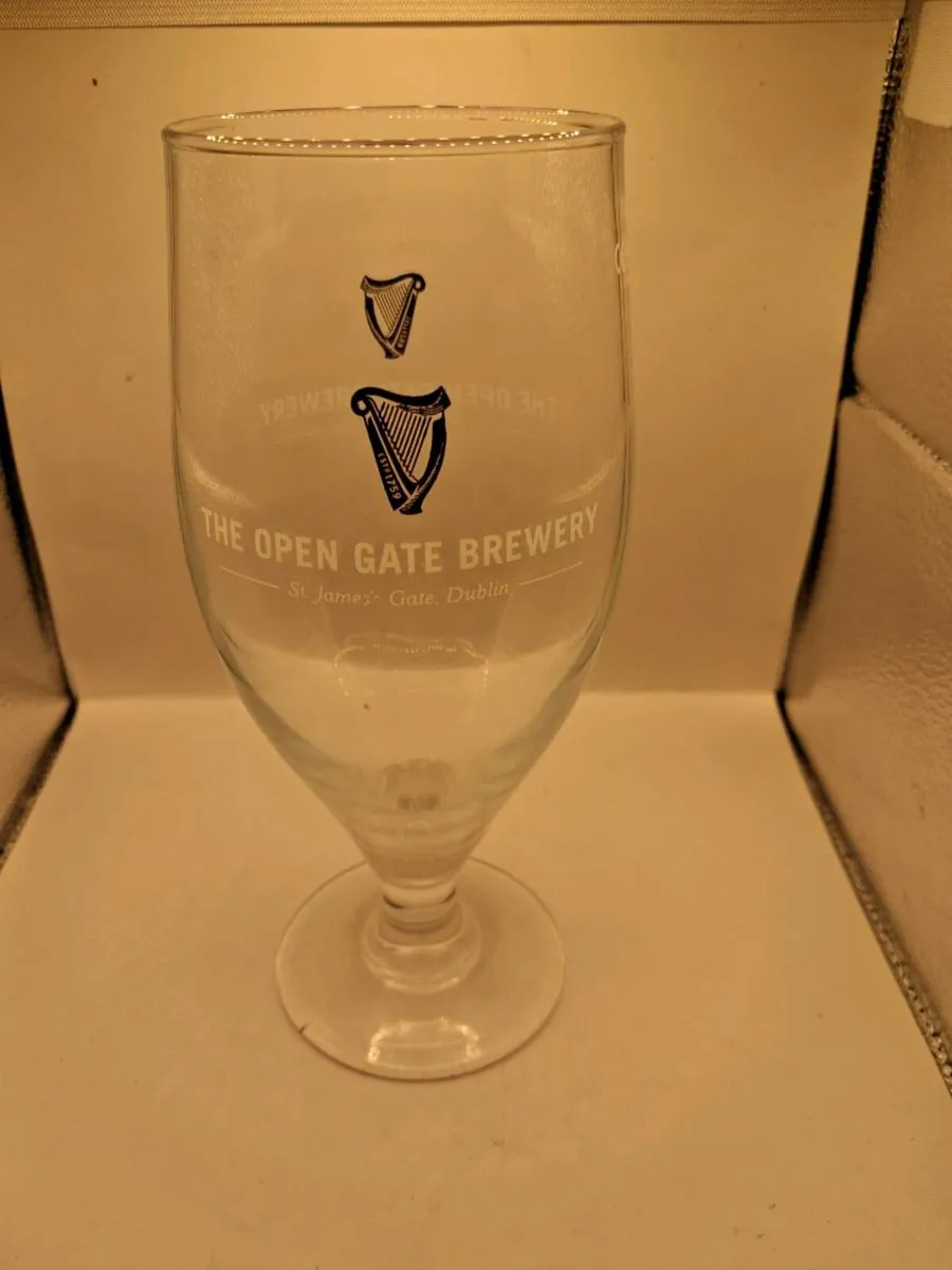 Guinness Pint Glass - Image 1