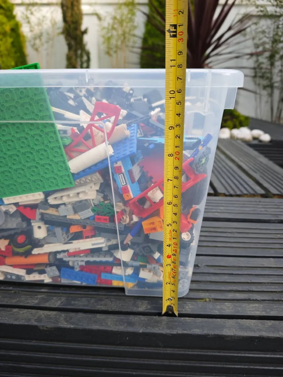 LEGO Bulk Lot - 13.8kg mixed bricks, baseplates - Image 3