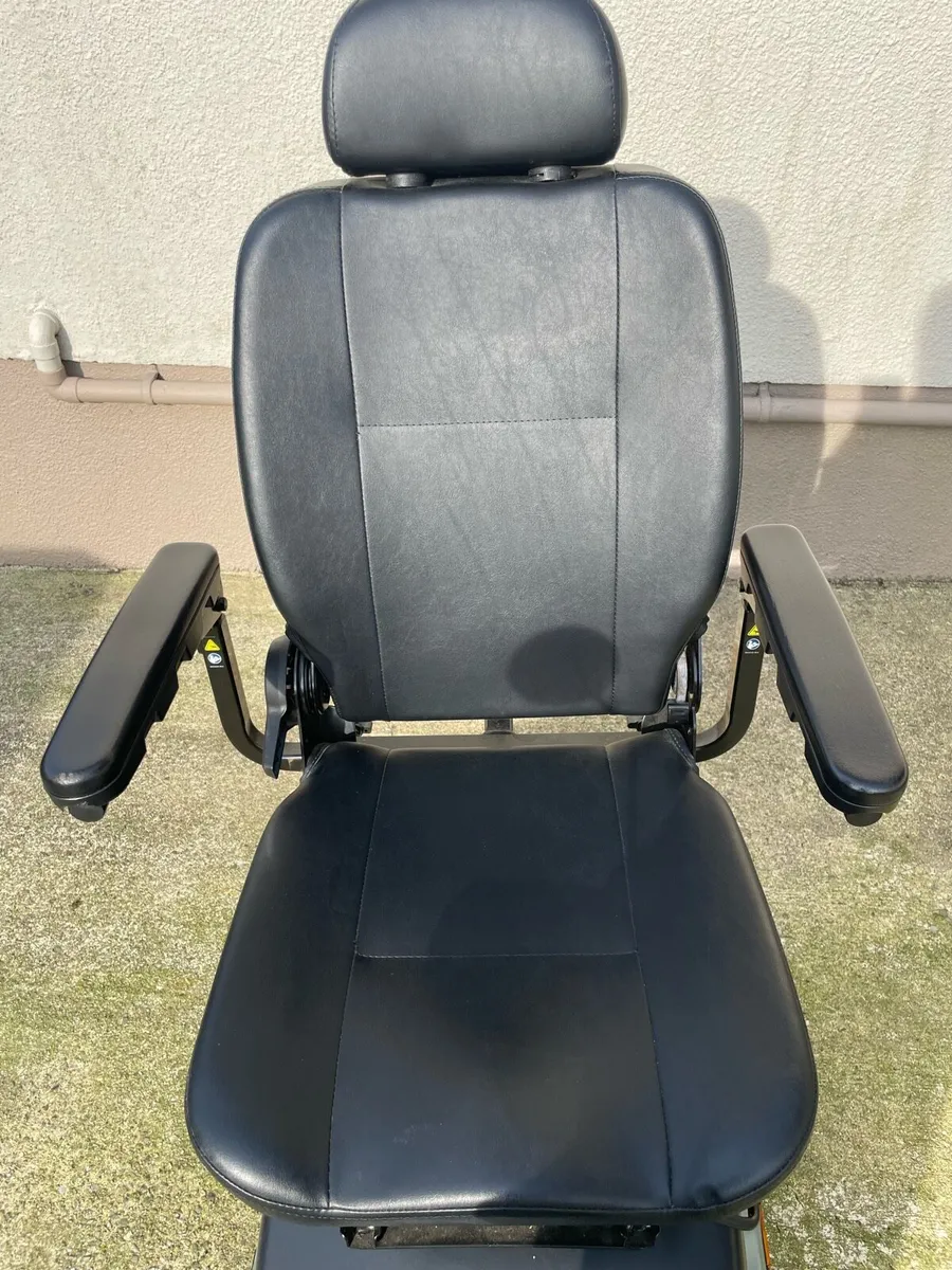 Mobility scooter - Image 4