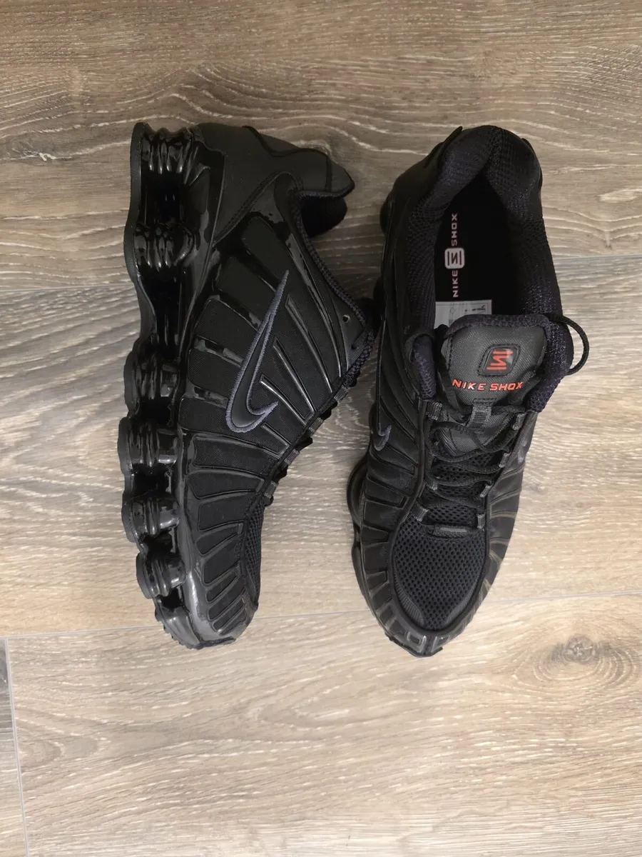 Nike shoes - Image 3