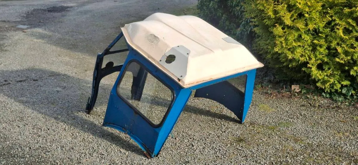 Cab for Fordson Dexta/Super dexta - Image 2