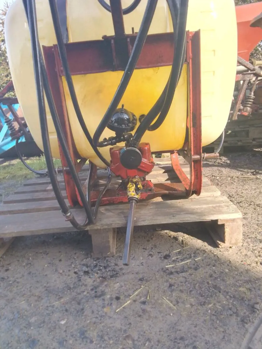 Hardi sprayer 88 gallon - Image 3