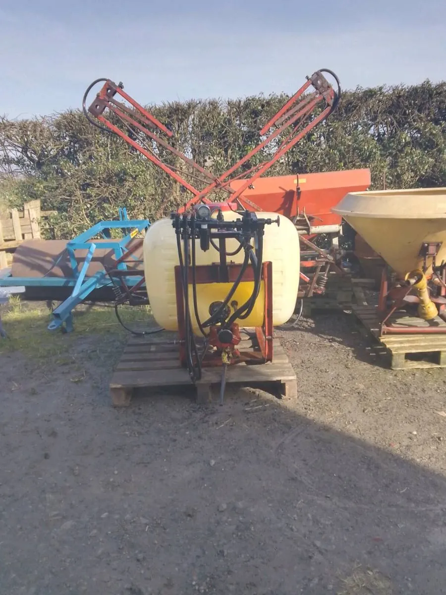 Hardi sprayer 88 gallon - Image 1