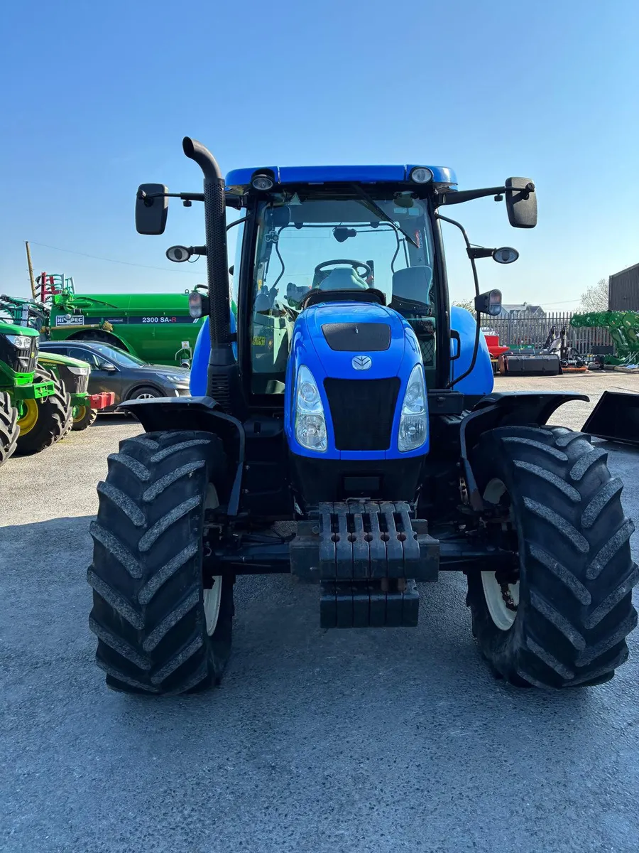 2016 New Holland T6155 - Image 2