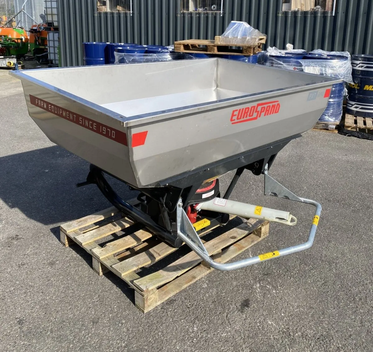 EuroSpand PXT 890 Fertiliser Spreader - Image 3