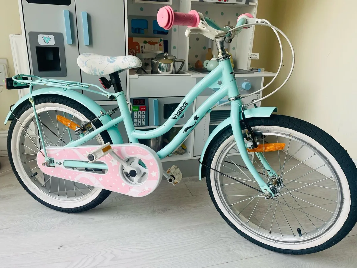 Girls bike - Image 1