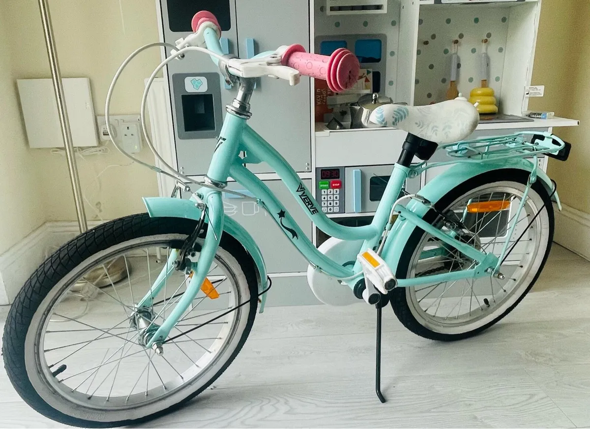 Girls bike - Image 2