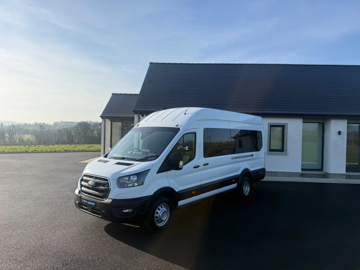 232 Ford Transit Trend 17 Seater - Image 2
