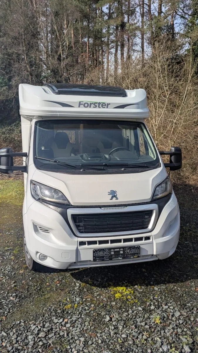 2025 forster 659 u shape lounge LHD - Image 3