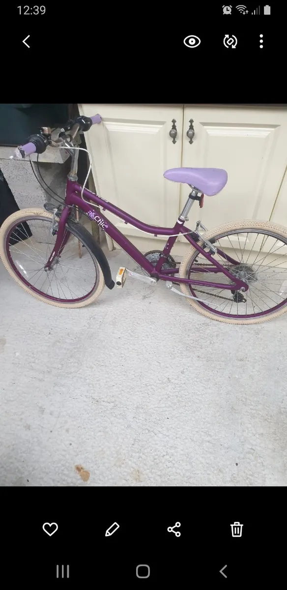 Girls bike