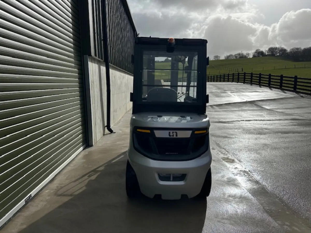 New UN 3.0Ton F-Series Forklift - 3 Stage Mast - Image 4
