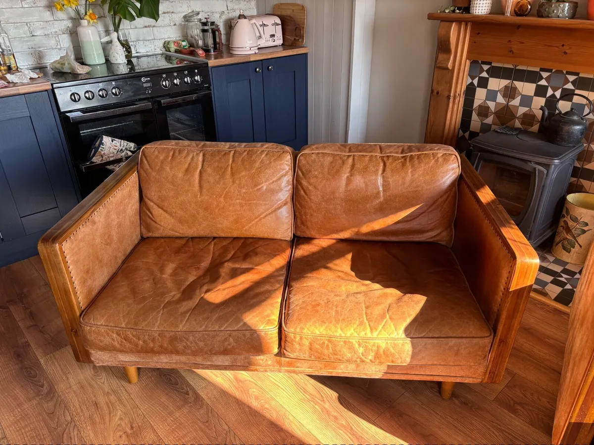 Leather sofa and chair - Image 1