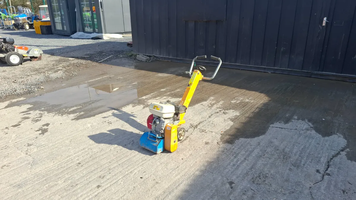 SPE Petrol Floor Grinder – Concrete Grinder - Image 1
