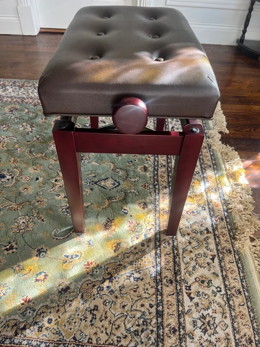 Piano stool - Image 1