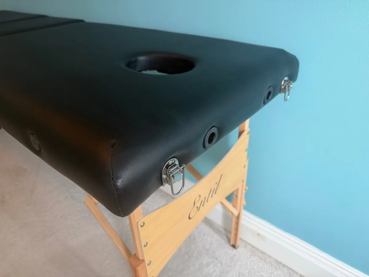 Professional Foldable Travel Massage Table - Image 4