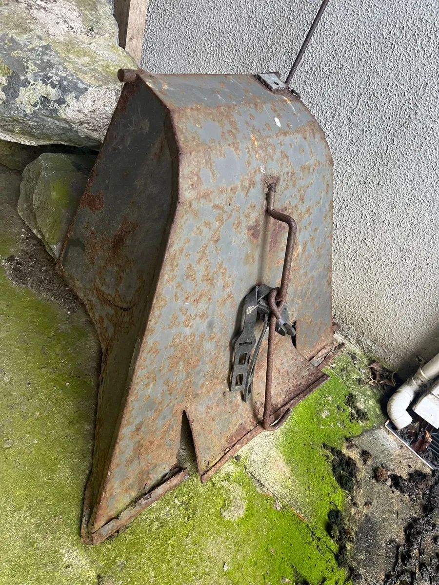 Grass Deflector - Image 3