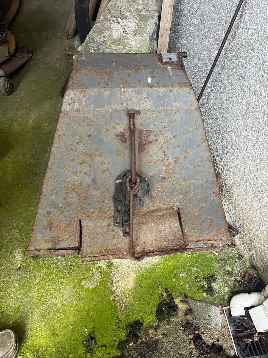 Grass Deflector - Image 1