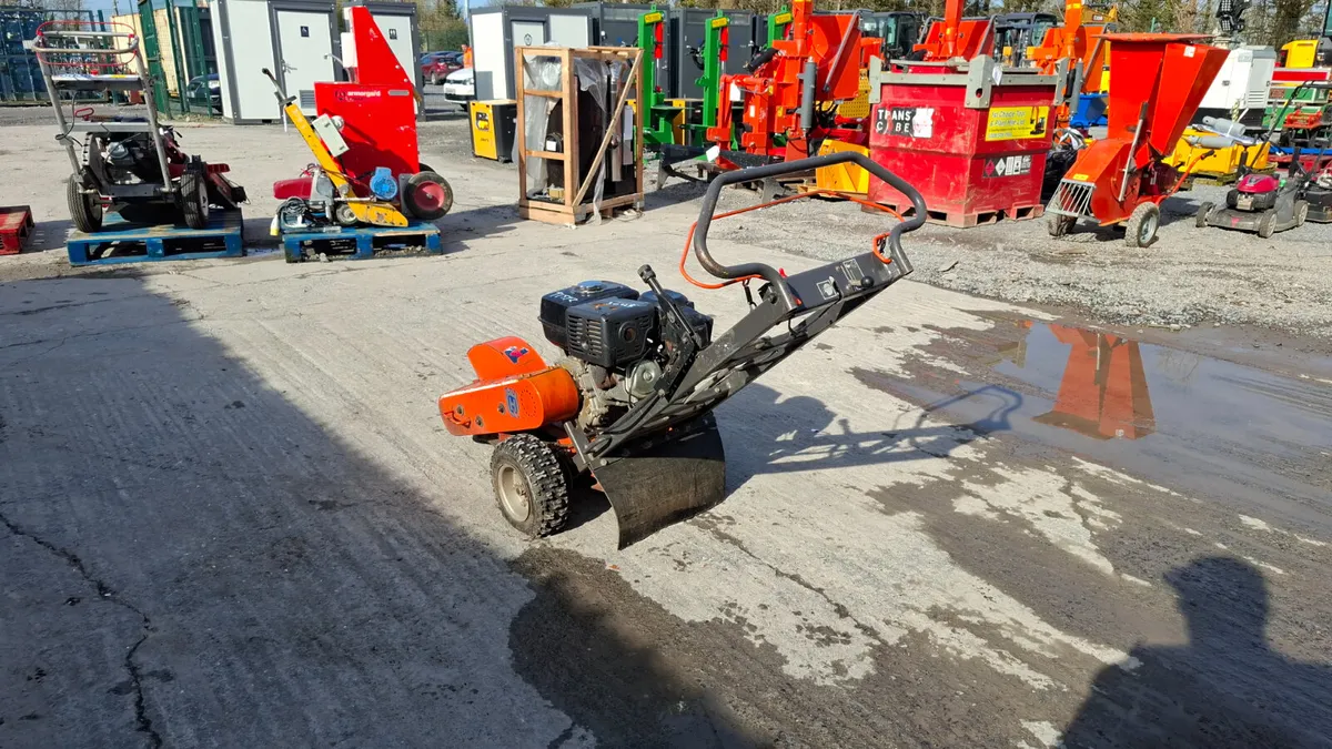 Husqvarna Petrol Stump Grinder – Heavy Duty - Image 3