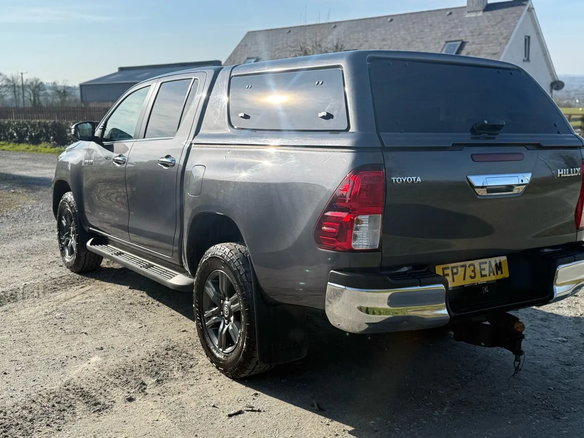 Toyota hilux - Image 4