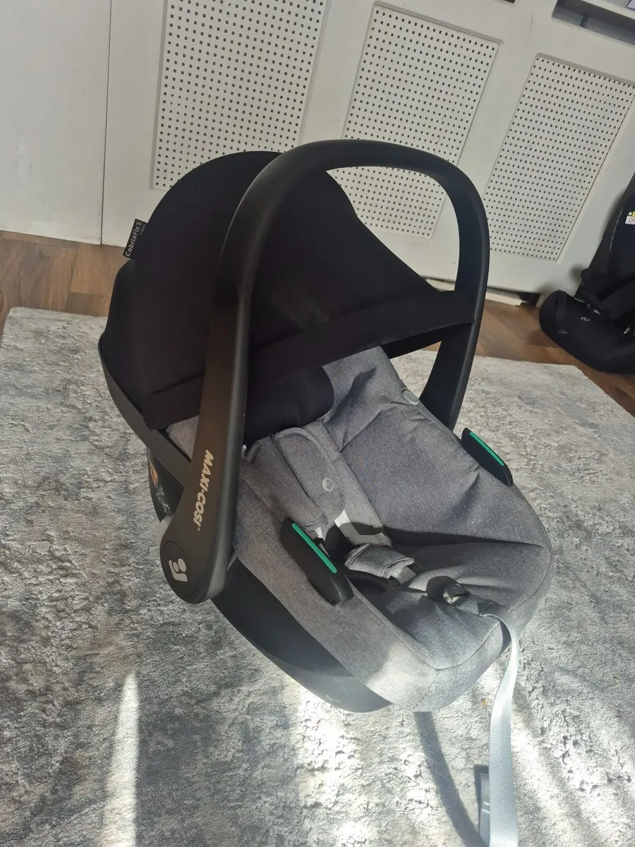 Baby items - Image 1