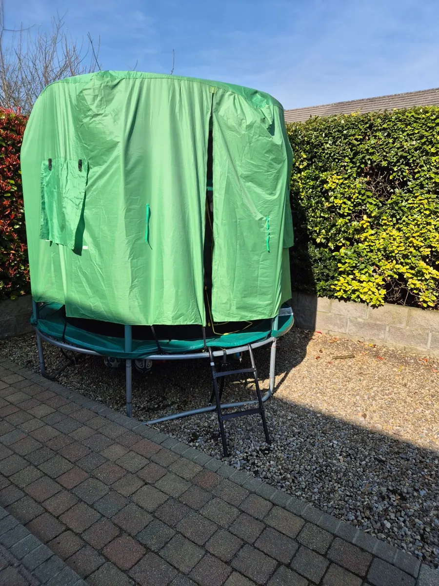 Trampoline - Image 1