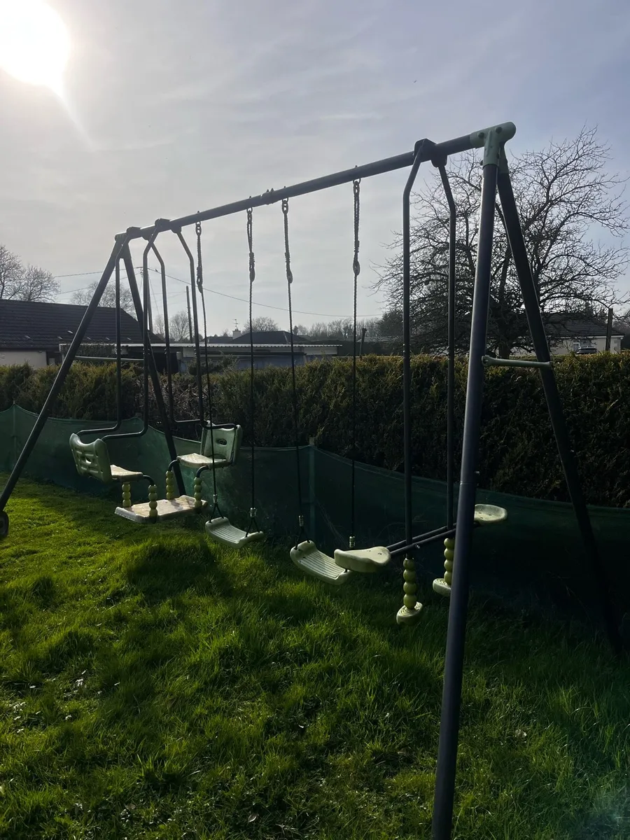 Swing-Set - Image 3